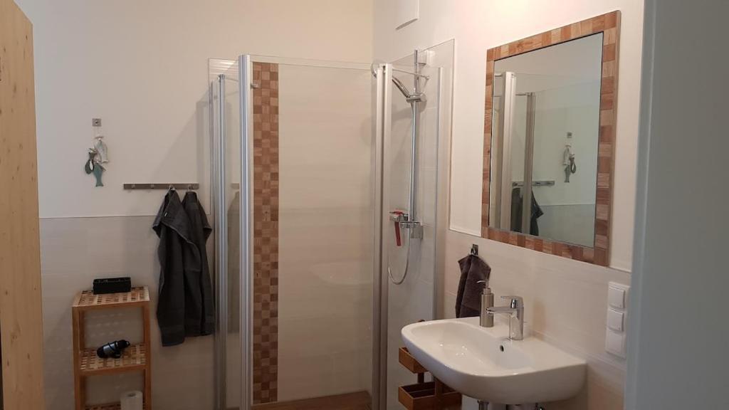 Ferienwohnung Seeblick Altefähr Exterior foto