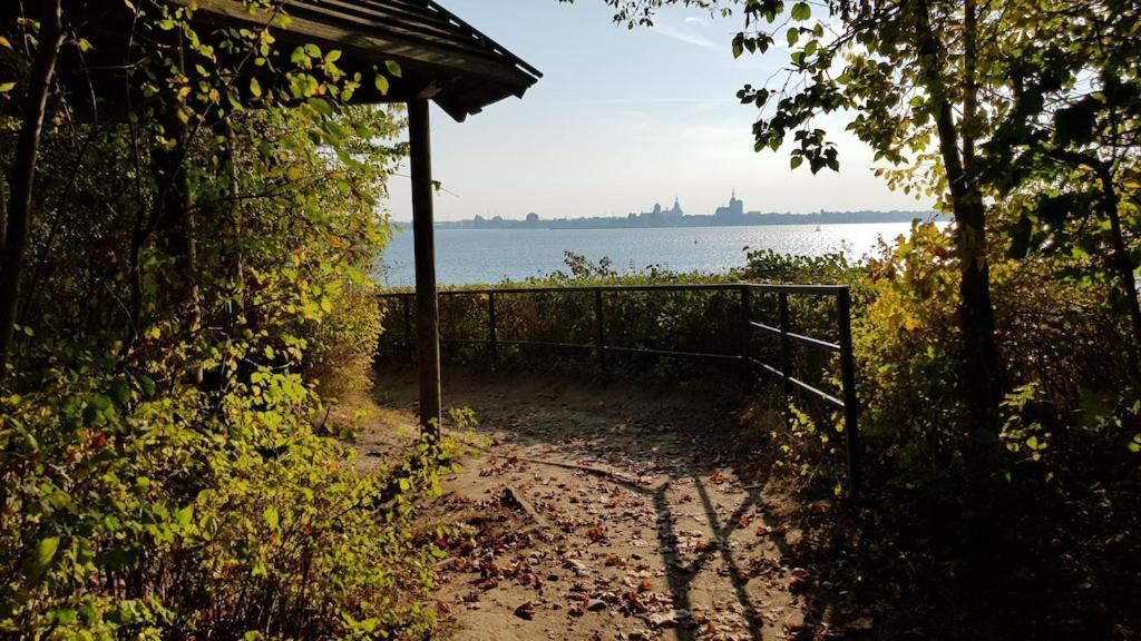 Ferienwohnung Seeblick Altefähr Exterior foto